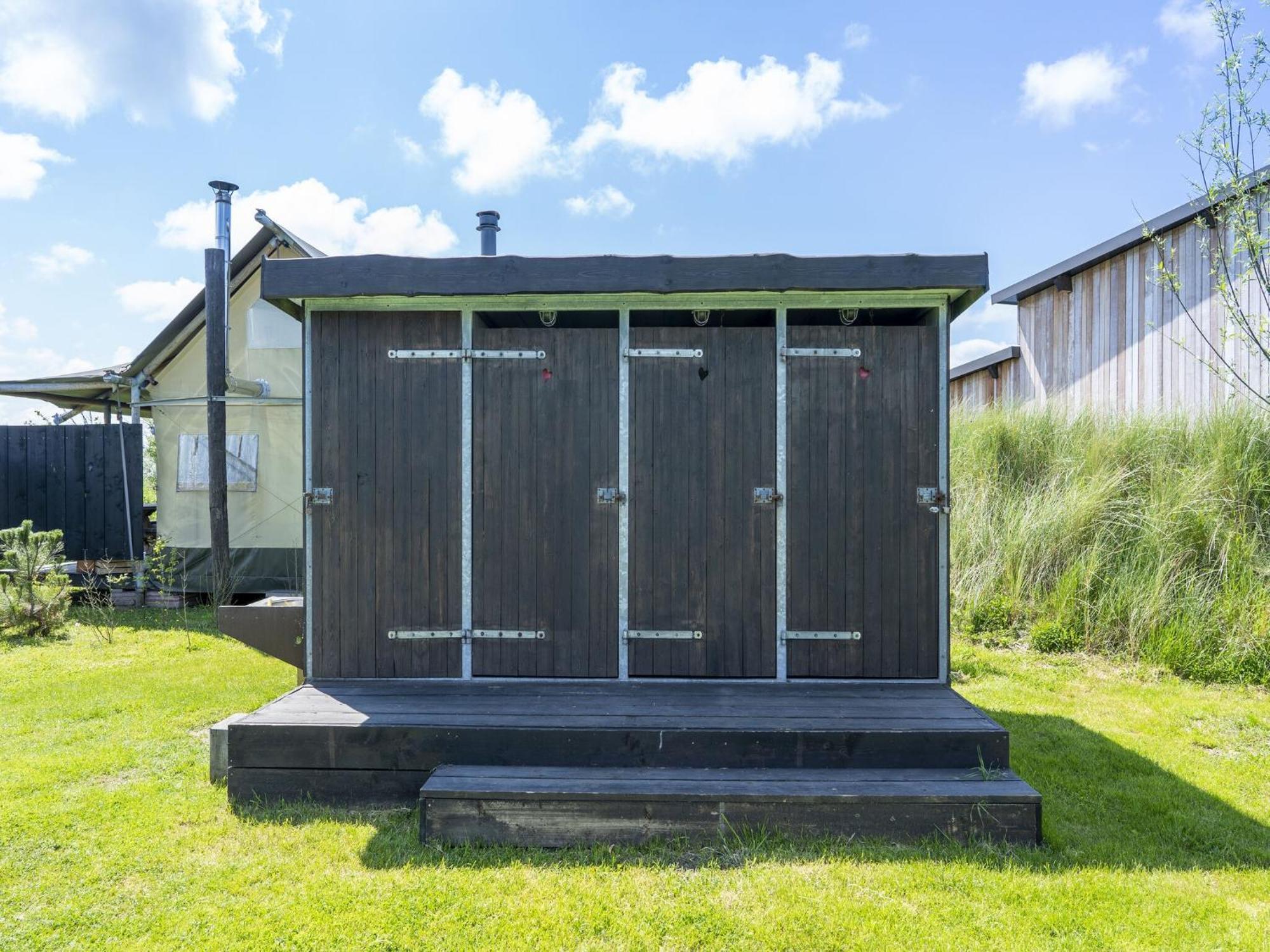Quaint Bungalow In Callantsoog With Garden Eksteriør billede