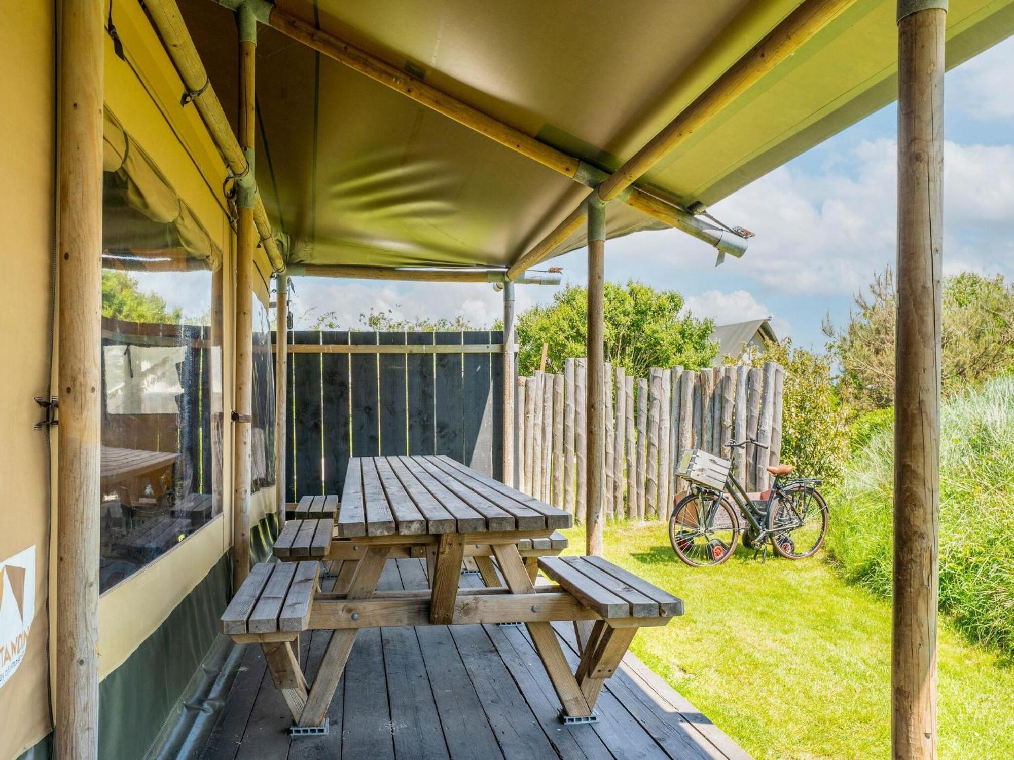 Quaint Bungalow In Callantsoog With Garden Eksteriør billede