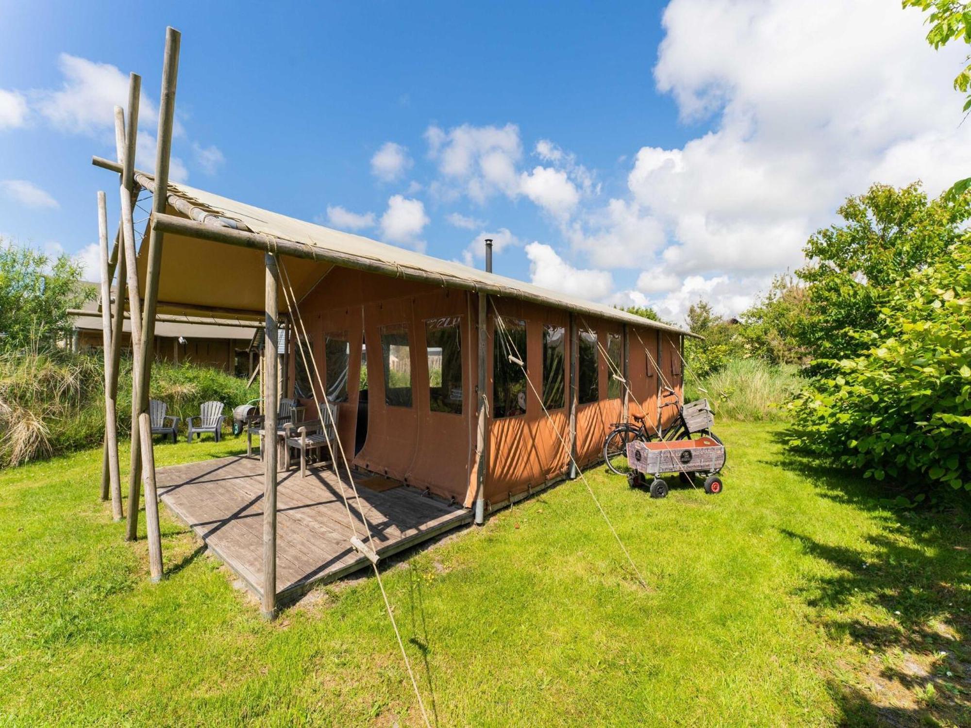 Quaint Bungalow In Callantsoog With Garden Eksteriør billede