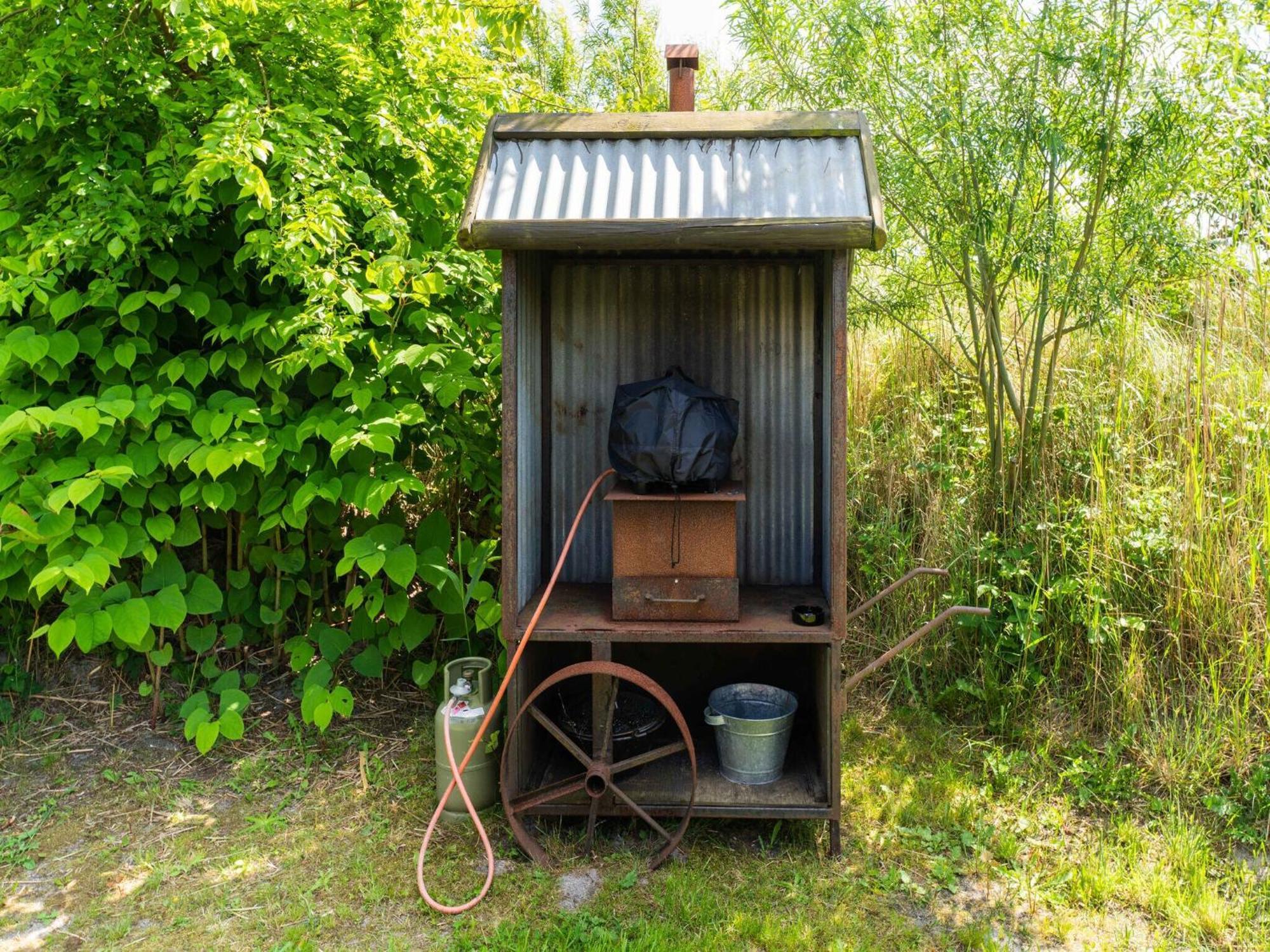 Quaint Bungalow In Callantsoog With Garden Eksteriør billede