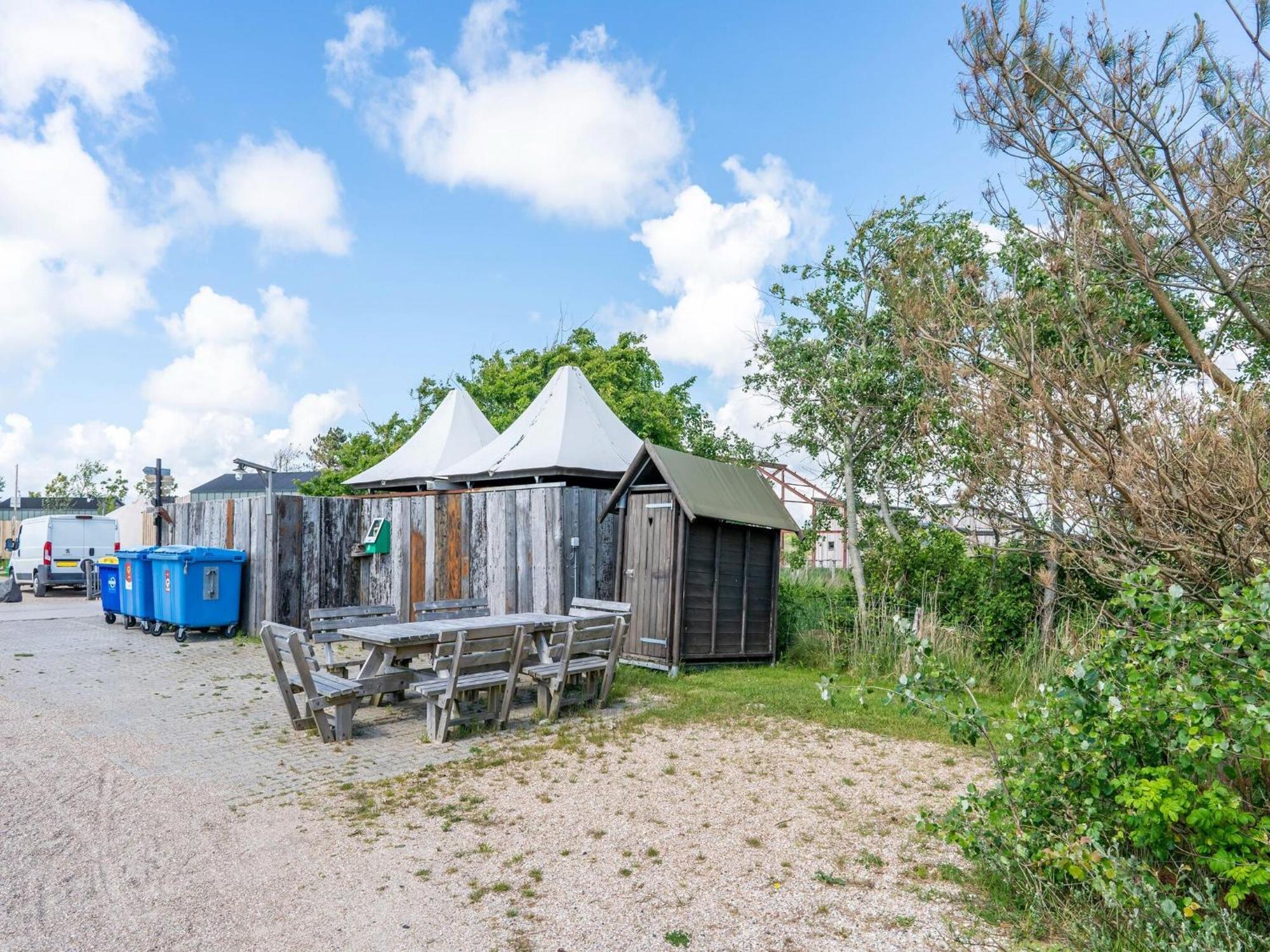 Quaint Bungalow In Callantsoog With Garden Eksteriør billede